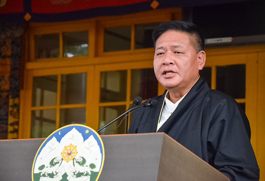 杨建利博士给藏人行政中央司政边巴次仁先生的贺信(中英文）