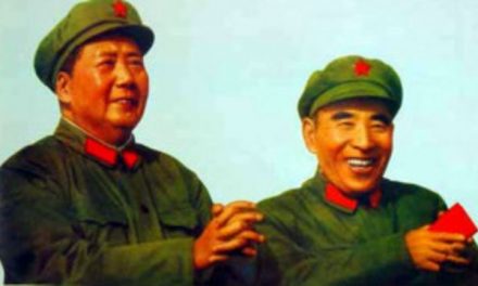 不平：林彪的四大经典马屁评析