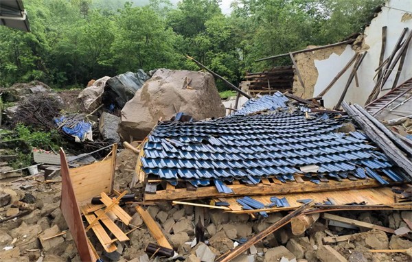 王维洛 | 三峡库区地质灾害风险将迫使比三峡工程移民更多的居民搬迁