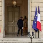 金建国 | 法国当前的政治危机
