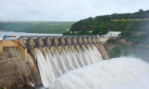 王维洛 | 印度计划兴建巨型水库大坝工程对抗中国的雅鲁藏布江下游水电工程
